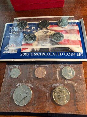 2003 PHILADELPHIA UNIT5ED STATES MINT UNCIRCULATED COIN SET